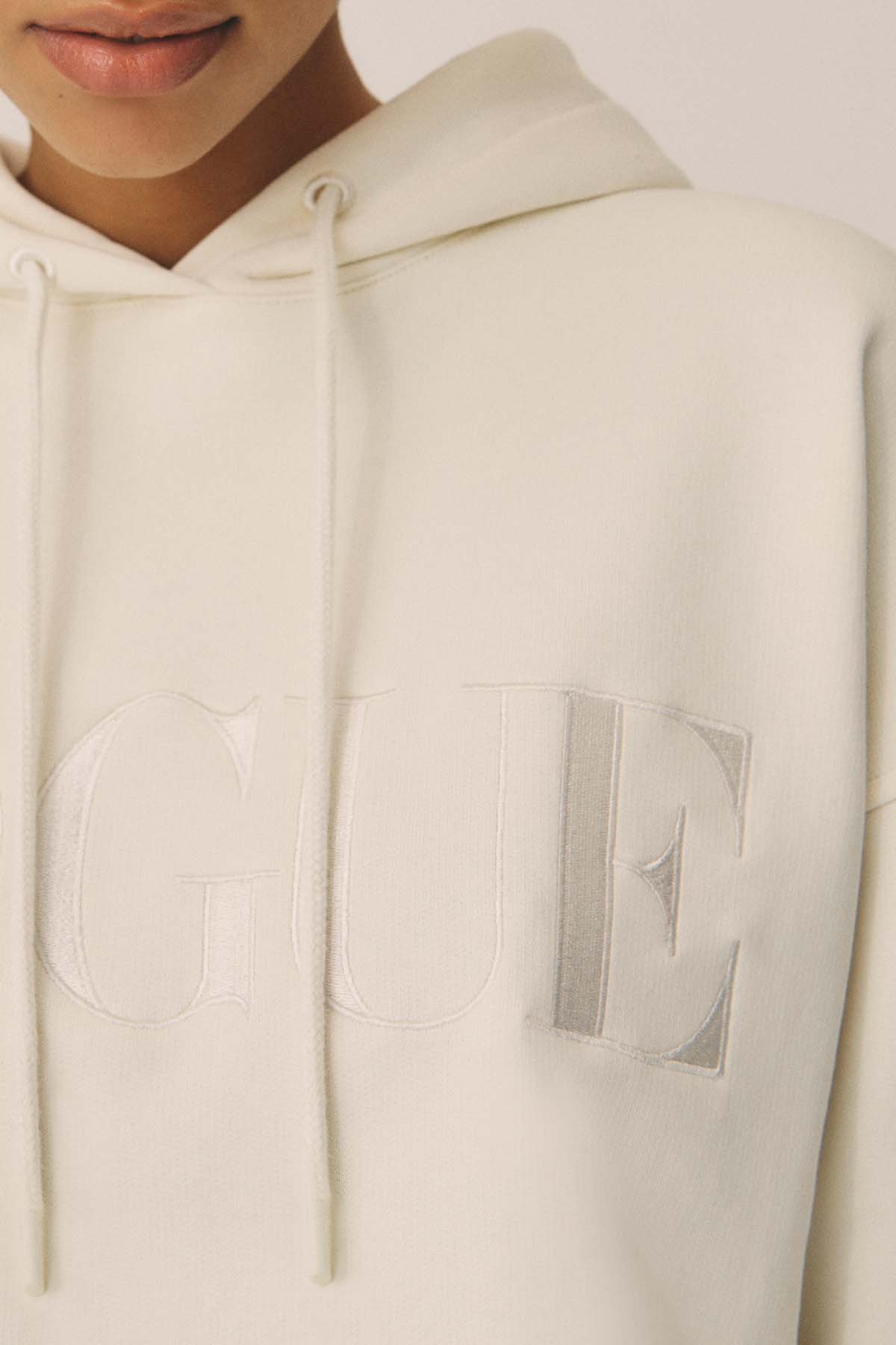VOGUE Hoodie Cream Tonal Embroidered Logo - Image 6