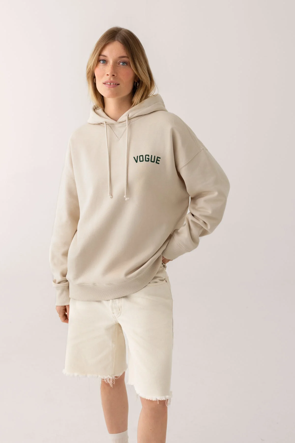 VOGUE Oversized Hoodie Ecru College Logo - Image 3
