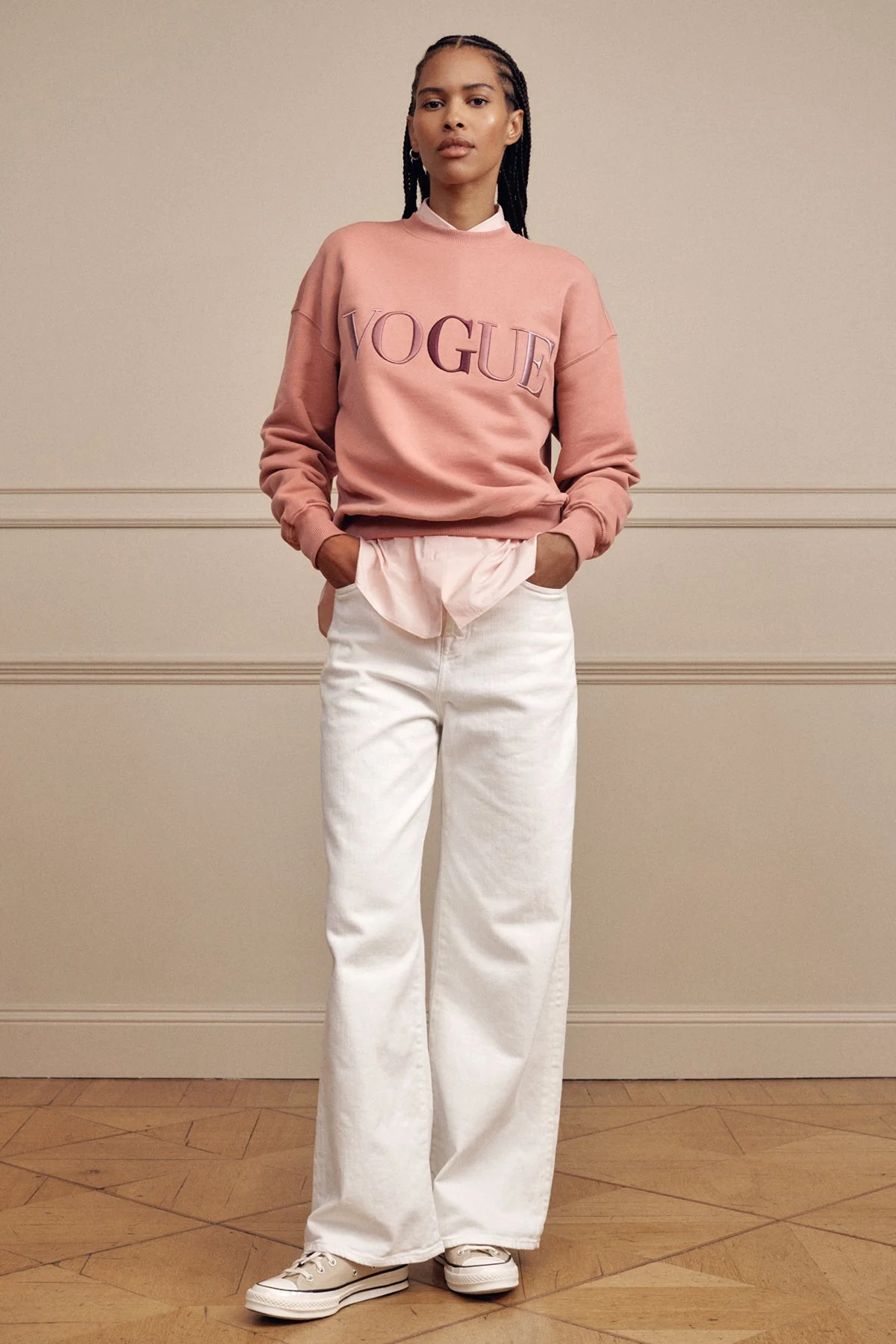 VOGUE Sweatshirt Ash Rose Embroidered Colorful Logo - Image 3