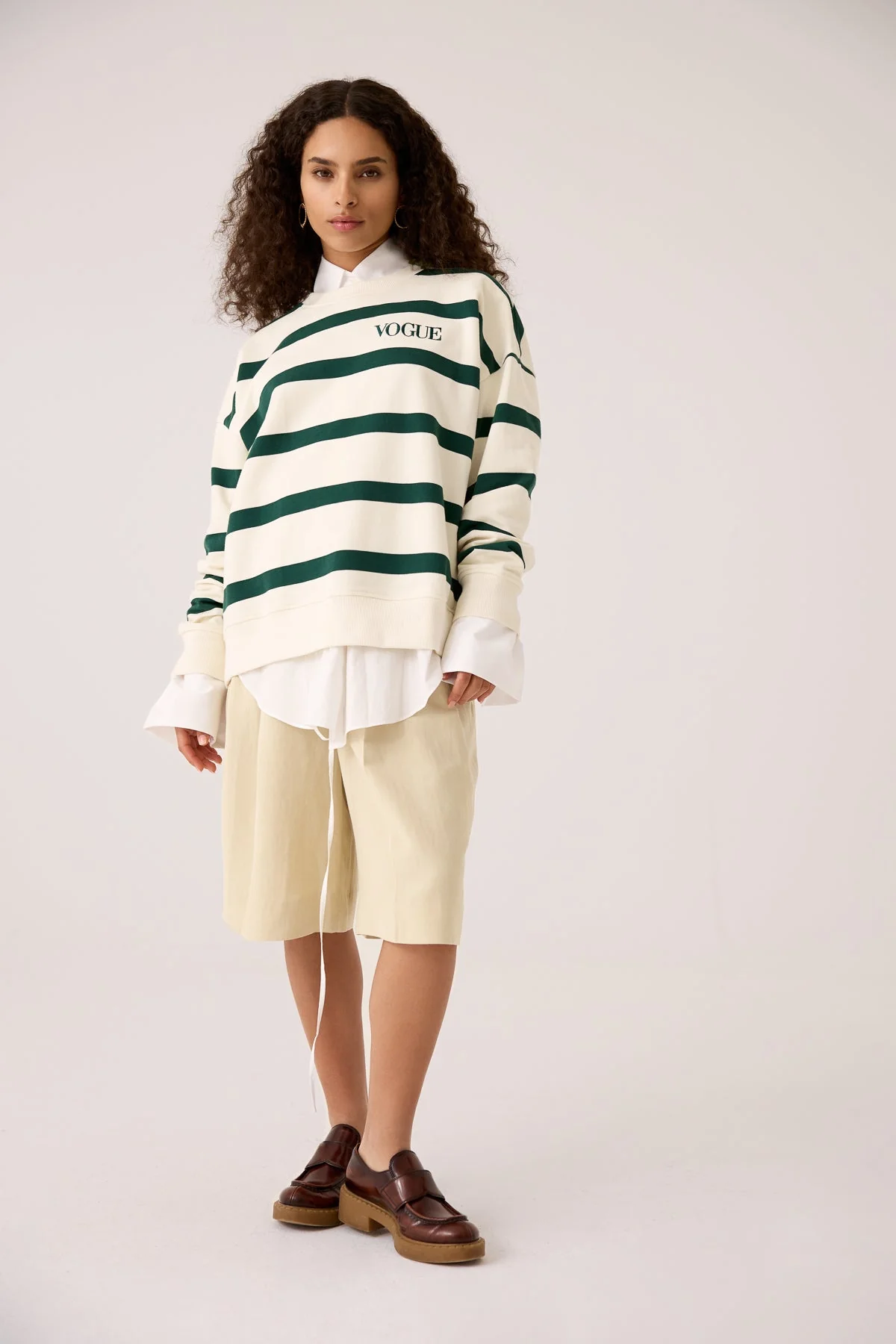 VOGUE Sweatshirt Dark Green Striped Embroidered Logo - Image 4