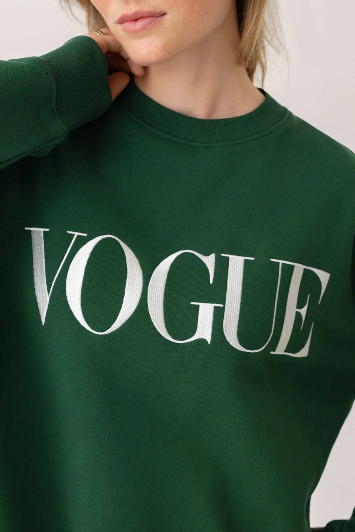 VOGUE Sweatshirt Green Contrasting Details - Image 4