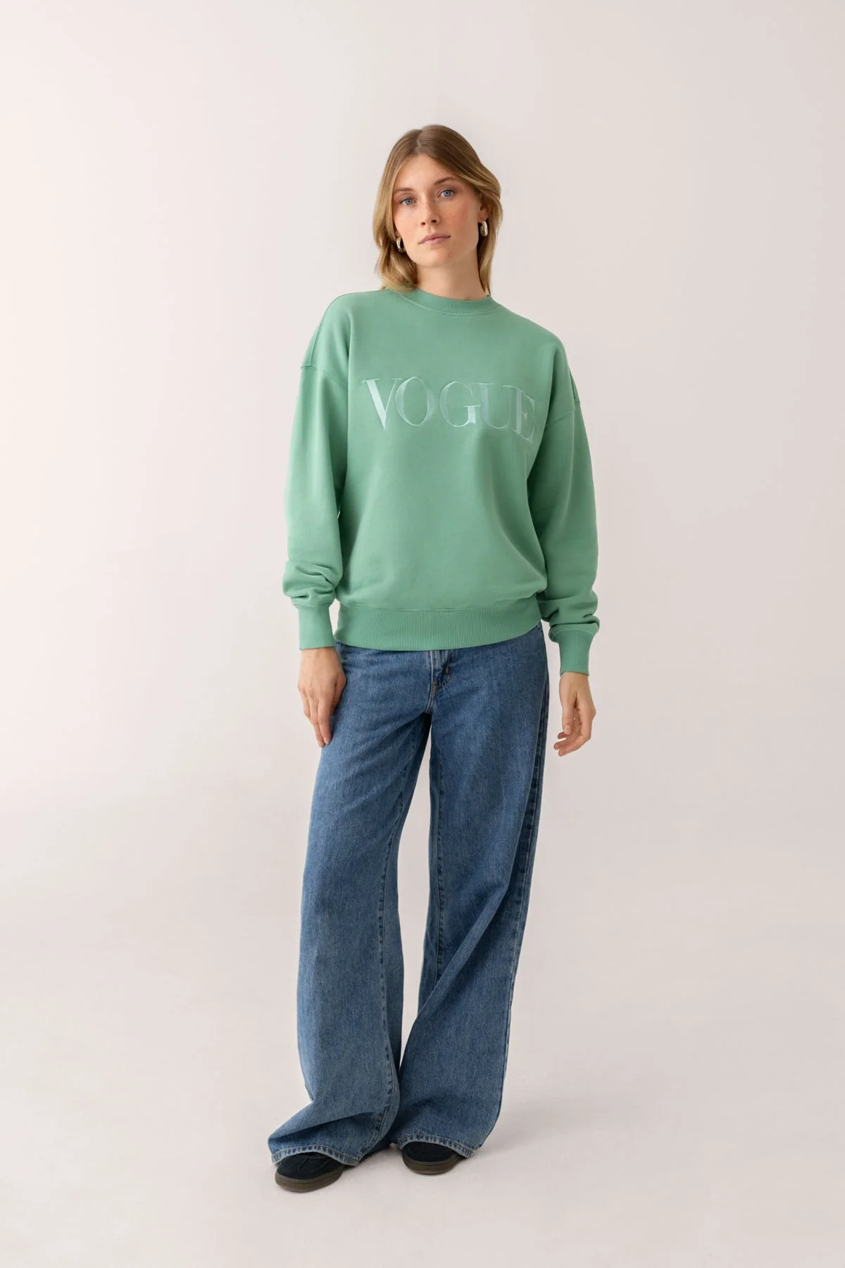 VOGUE Sweatshirt Green Embroidered Logo - Image 4