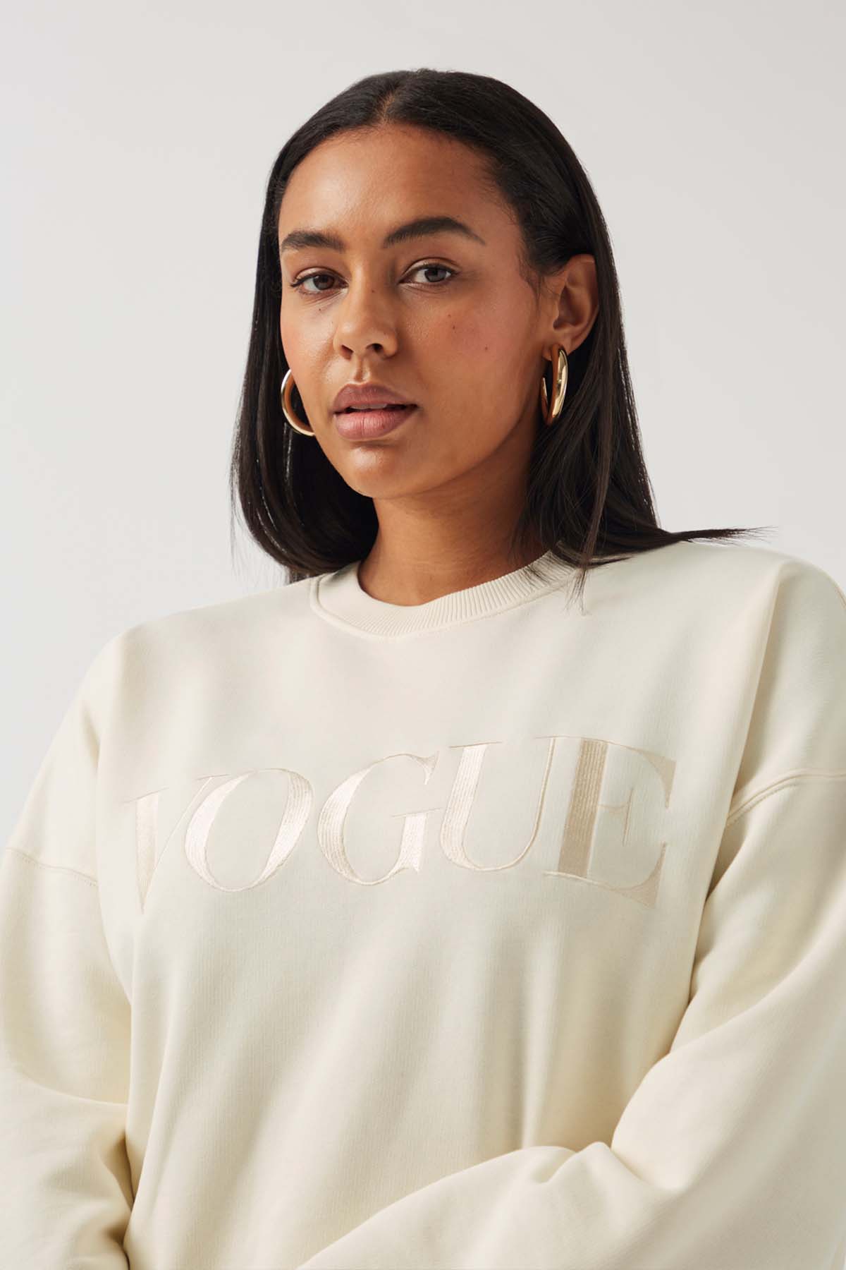 VOGUE Sweatshirt Pearl Embroidered Logo - Image 3